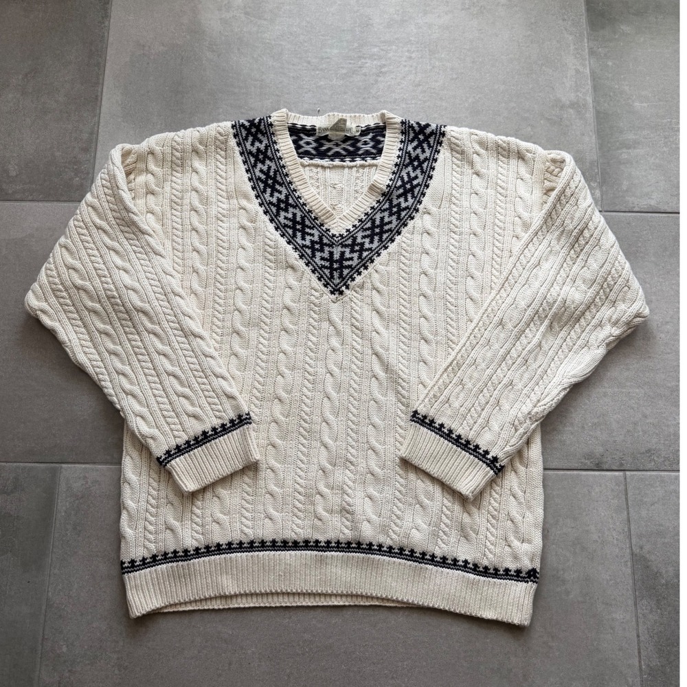 Vintage Banana Republic Mens Cream Cable Knit V-Neck Cotton Sweater Navy Trim M
